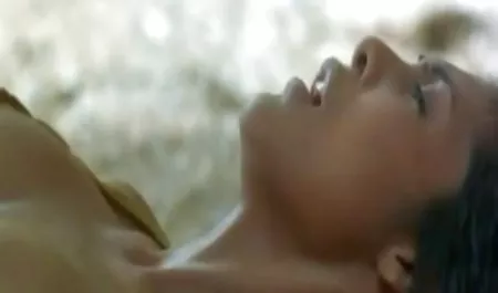 معاینه پزشکی برای بیمار در ماسک گاز و جوراب عکس کس تنگ وکیرکلفت