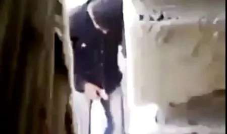 عوضی ها یکدیگر را فشرده می عکس متحرک ساک زدن کیر کنند و آن را به مرد سیاه می دهند