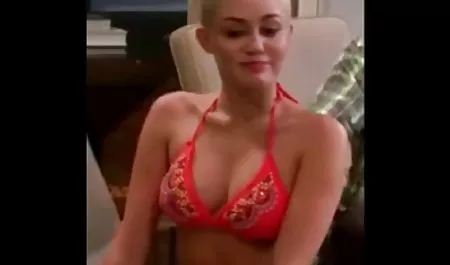 کونیلینگوس ، از blowjob و نیاز به پوست عکس کیرتوکس وکون گرفتن